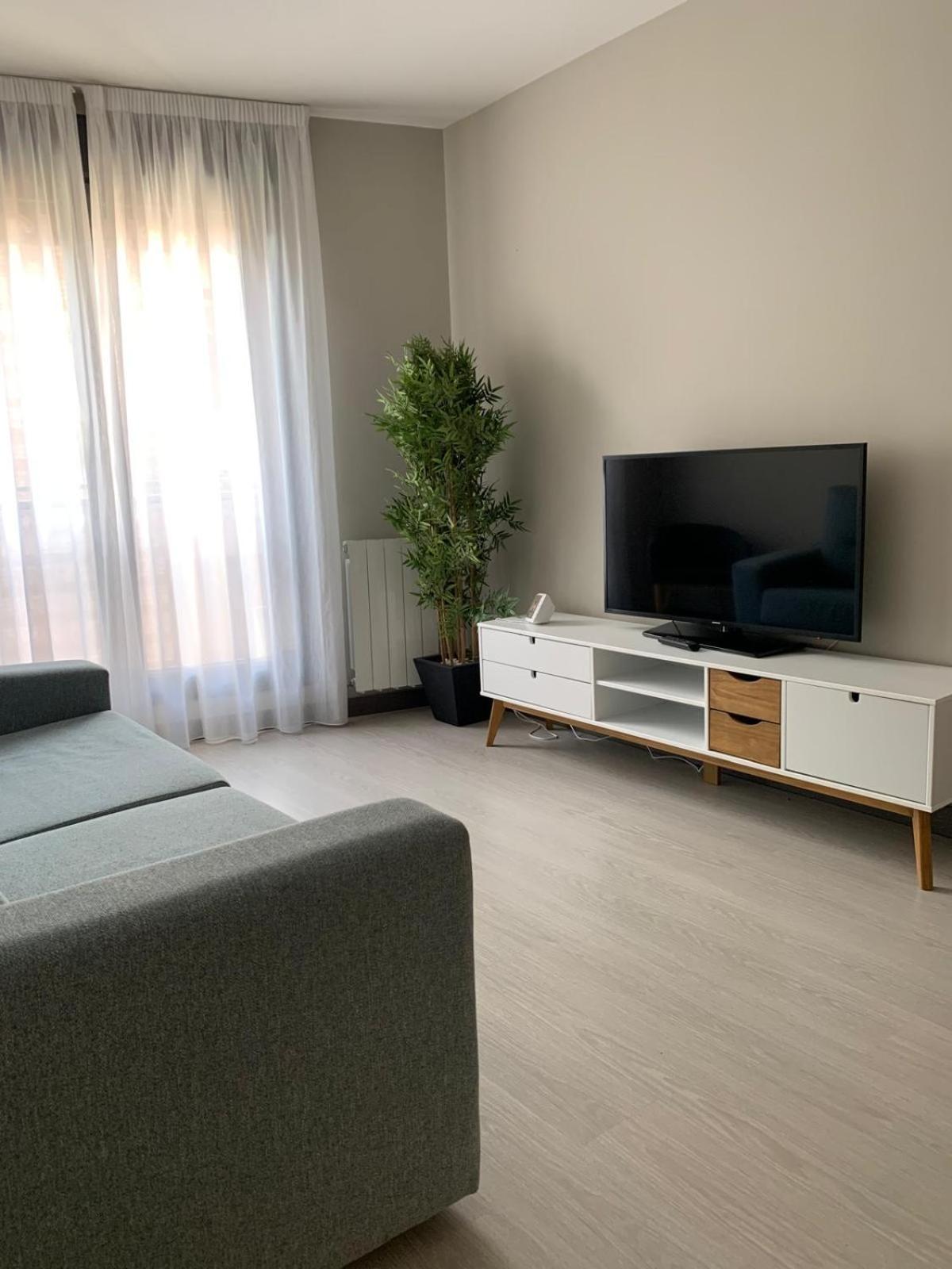 Eh - Apartamentos Heroismo Zaragoza Ngoại thất bức ảnh