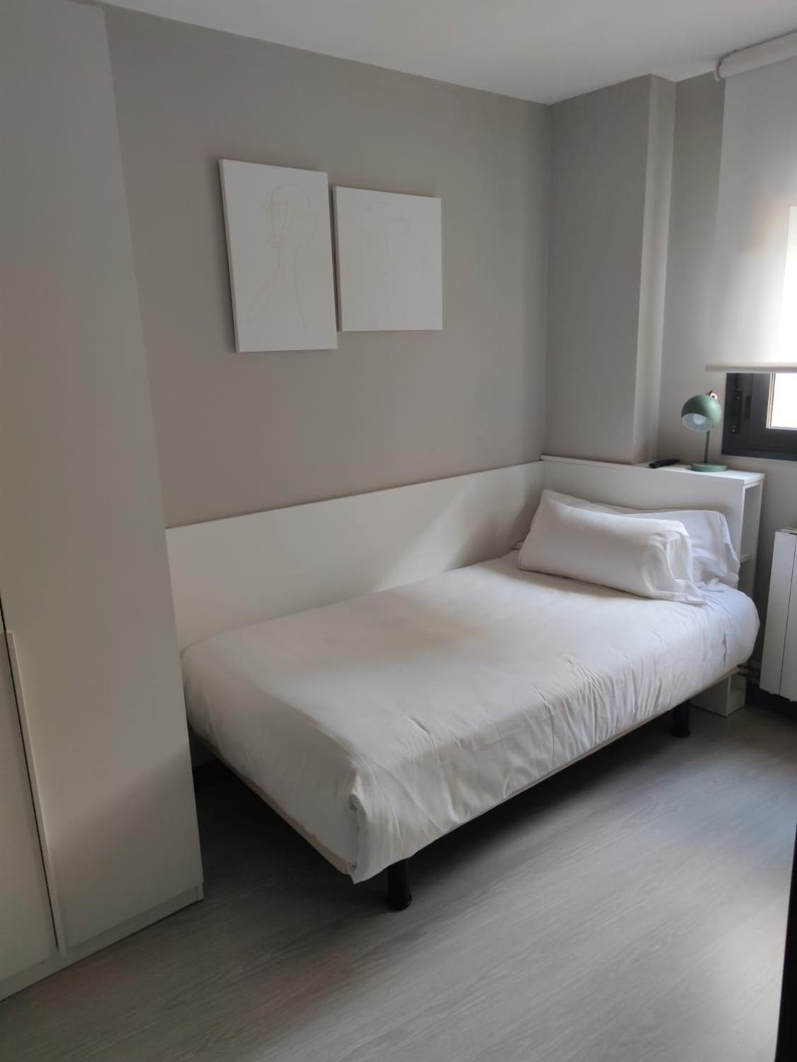 Eh - Apartamentos Heroismo Zaragoza Ngoại thất bức ảnh